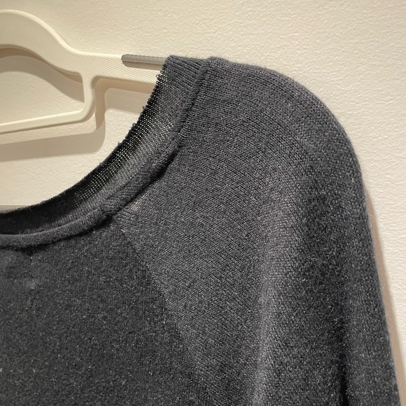 Knox Rose Black V-Neck Sweatshirt - Picture 6 of 6